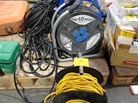 4x kabelhaspel + verlengsnoer - afbeelding 1 van  9