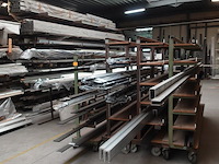 4x kar met inhoud - afbeelding 1 van  8