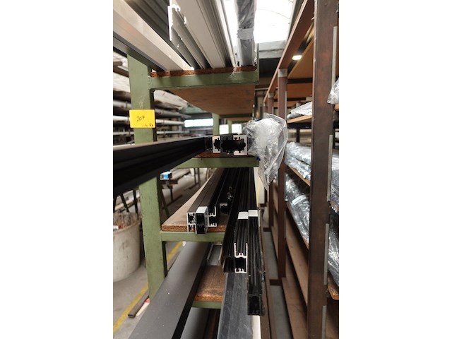 4x kar met inhoud - afbeelding 4 van  8