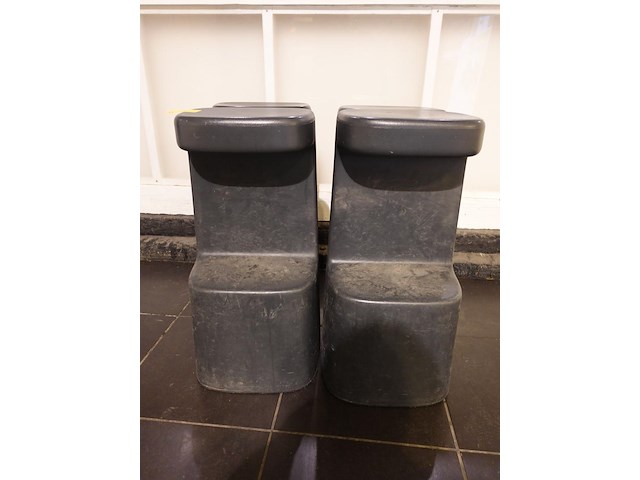 4x kunstof stoel - afbeelding 1 van  3