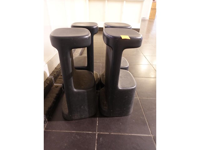 4x kunstof stoel - afbeelding 3 van  3