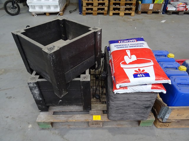 4x kunststof bloembak - afbeelding 1 van  6