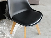 4x kunststof stoel - afbeelding 2 van  3