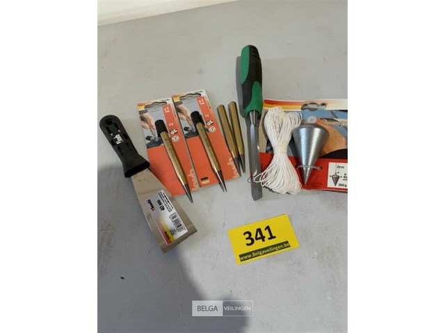 4x kwb centerpunt + schietlood + houtbeitel + plamuurmes - afbeelding 1 van  3