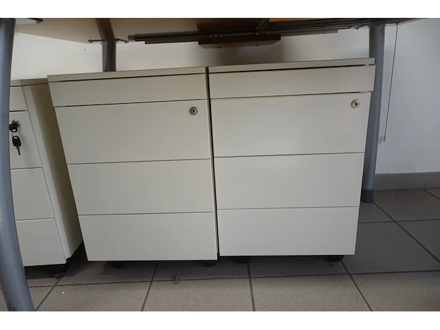 4x ladeblok op wieltjes - afbeelding 2 van  5