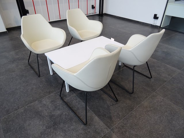 4x lederlook kuipstoel profim + salontafel - afbeelding 2 van  3