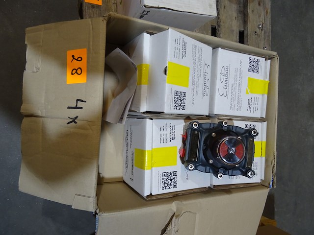 4x limietschakelaarbox eisenbau - afbeelding 1 van  6