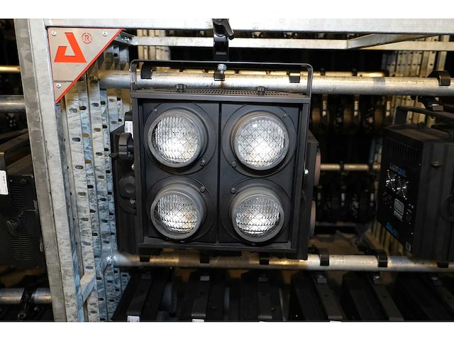 4x luxibel 4lite dwe blinder luxibel "b blind4" - dmx - 2600w - afbeelding 1 van  3