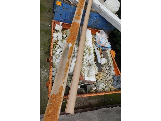 4x metalen container + inhoud - afbeelding 6 van  9