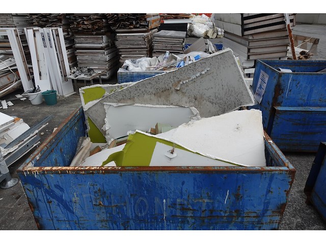 4x metalen container + inhoud - afbeelding 3 van  9