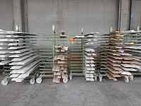 4x metalen droogrek + inhoud