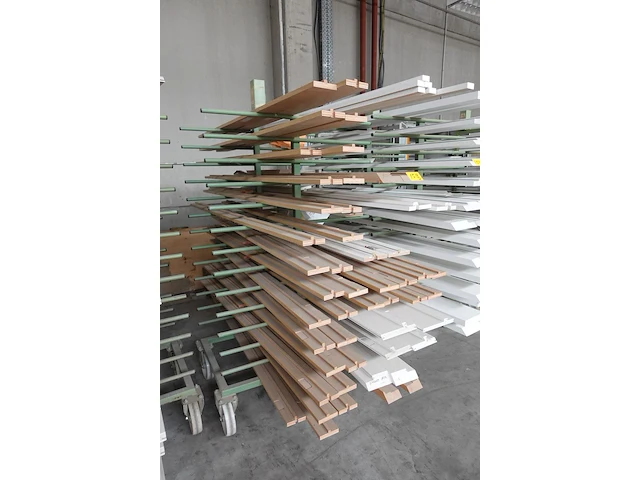 4x metalen droogrek + inhoud - afbeelding 5 van  5