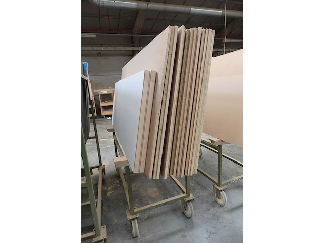 4x metalen kar + inhoud - afbeelding 3 van  8
