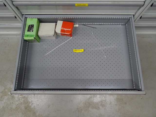 4x metalen ladekast lista + inhoud - afbeelding 4 van  37