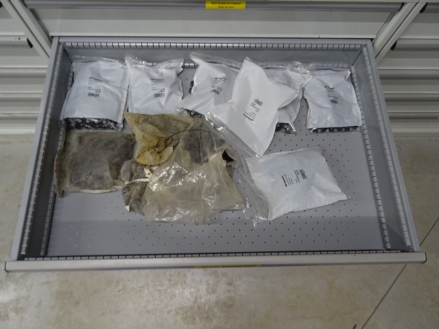 4x metalen ladekast lista + inhoud - afbeelding 14 van  37