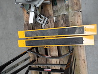 4x metalen schraag - afbeelding 3 van  5