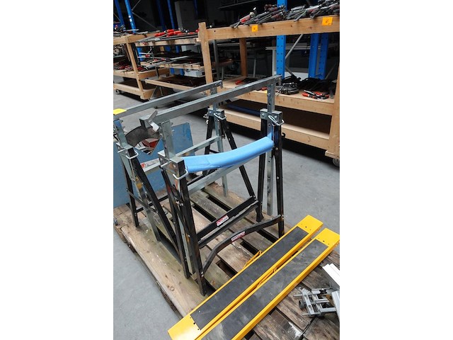 4x metalen schraag - afbeelding 4 van  5