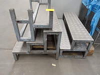 4x metalen trap - afbeelding 2 van  3
