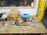4x metalen werktafel + inhoud - afbeelding 7 van  24