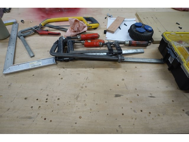 4x metalen werktafel + inhoud - afbeelding 19 van  24