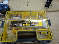 4x metalen werktafel + inhoud - afbeelding 20 van  24