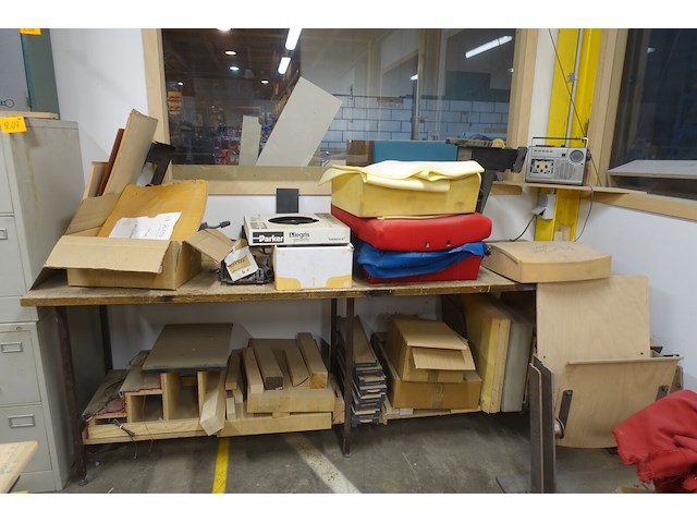 4x metalen werktafel + inhoud - afbeelding 23 van  24