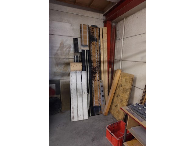 4x metalen werktafel - afbeelding 4 van  5