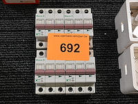 4x moeller x-pole - afbeelding 1 van  2