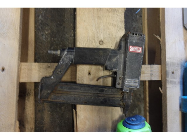 4x nagel / nietpistool - afbeelding 2 van  5