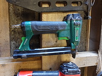 4x nagel / nietpistool - afbeelding 4 van  5