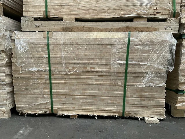 4x pallet balsa houtpanelen - afbeelding 1 van  4
