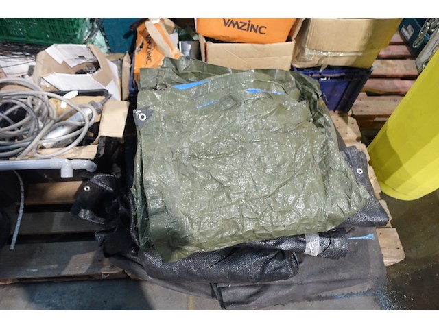 4x pallet divers toebehoren dakdekkersmateriaal - afbeelding 2 van  5