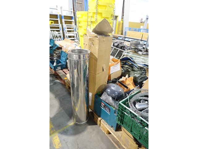 4x pallet divers toebehoren dakdekkersmateriaal - afbeelding 4 van  5