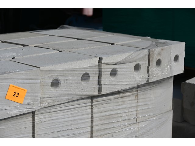 4x pallet diverse stenen - afbeelding 1 van  5