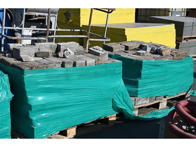 4x pallet diverse stenen - afbeelding 3 van  4
