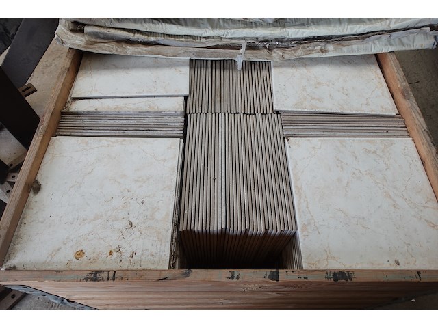 4x pallet diverse tegels - afbeelding 3 van  11