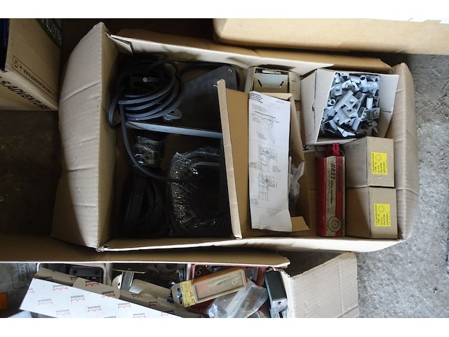 4x pallet diversen - afbeelding 9 van  9