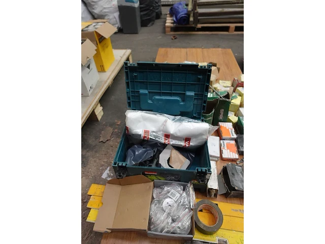 4x pallet diversen - afbeelding 11 van  21