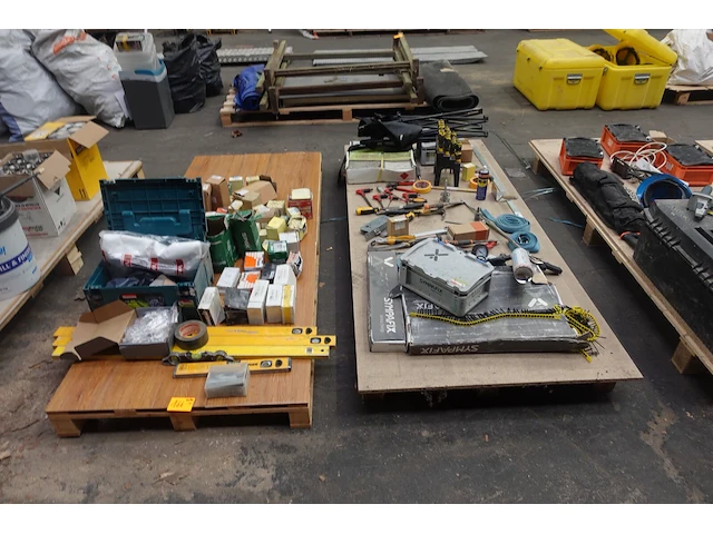 4x pallet diversen - afbeelding 1 van  21