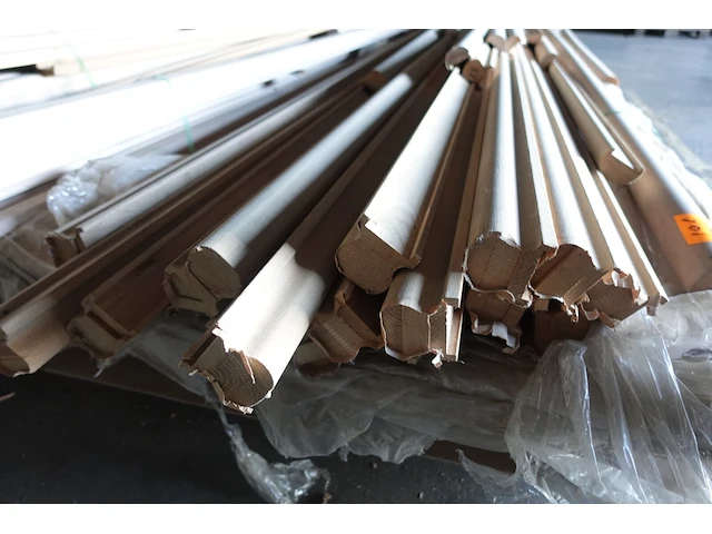 4x pallet houten trapleuningen - afbeelding 5 van  10