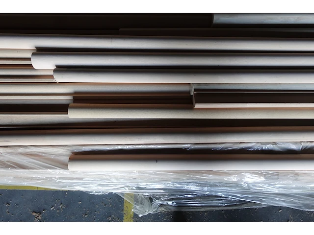 4x pallet houten trapleuningen - afbeelding 7 van  10