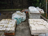 4x pallet rest gevelstenen - afbeelding 1 van  8