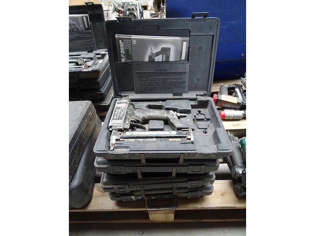 4x pneumatische schieter senco - afbeelding 1 van  3