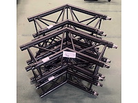 4x protruss s31 corner 120° sq30 black - afbeelding 1 van  1