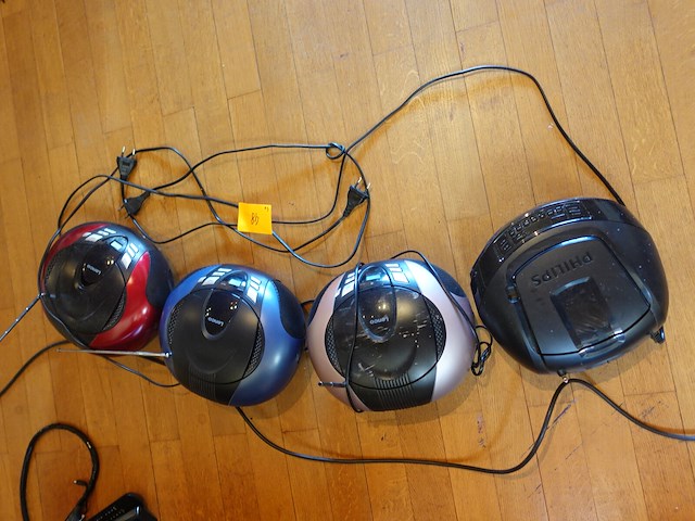 4x radio - afbeelding 2 van  2