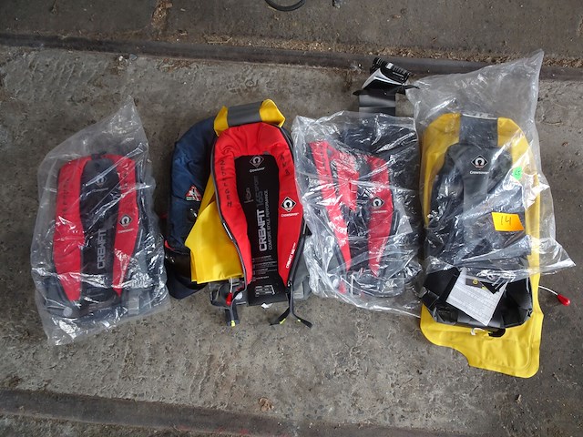 4x reddingsvest crewsaver - afbeelding 1 van  4