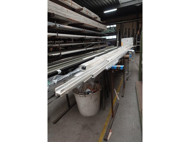 4x schaag met inhoud - afbeelding 3 van  4