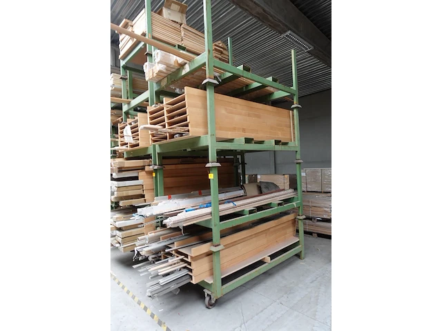 4x stapelbare metalen houder + inhoud - afbeelding 6 van  6