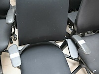 4x stoffen kantoorstoelen - afbeelding 2 van  3