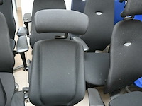 4x stoffen kantoorstoelen - afbeelding 3 van  3